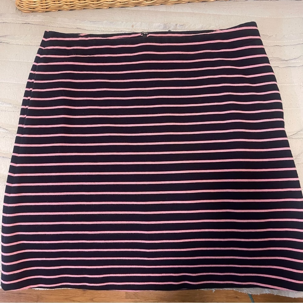 ❤️2/$15 or 3/$21❤️ Talbots A-Line Skirt, Size 12